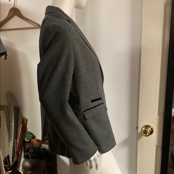 House Of Cavani Herringbone Gray Blazer - Picture 5 of 15